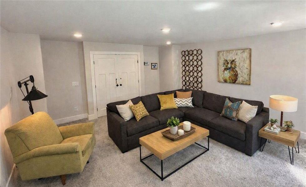 Furnished interior view inside a new home in Griffin Manor, Cartersville (Image 17). Furnished interior view inside a new home in Griffin Manor, Cartersville (Image 17).