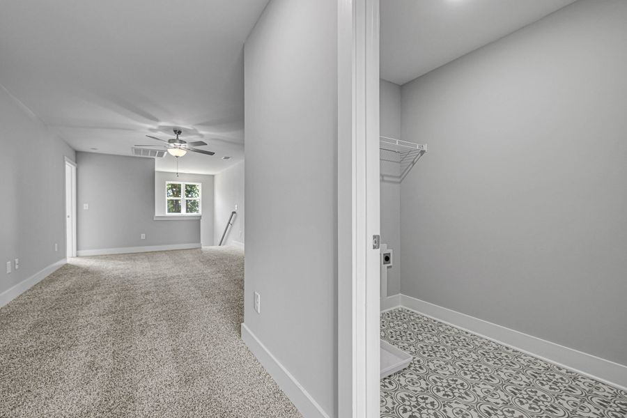 Representative unfurnished interior of a home built from the Porter by Horizon Construction and Development in The Village at Bonnie Oaks, Lebanon (Image 27). Representative unfurnished interior of a home built from the Porter by Horizon Construction and Development in The Village at Bonnie Oaks, Lebanon (Image 27).