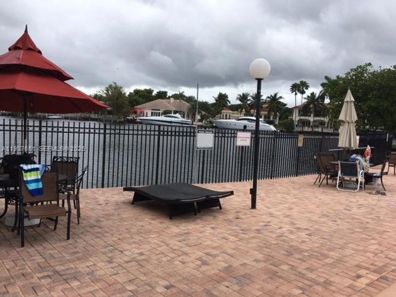 Community amenities in , Hallandale Beach (Image 21). Community amenities in , Hallandale Beach (Image 21).