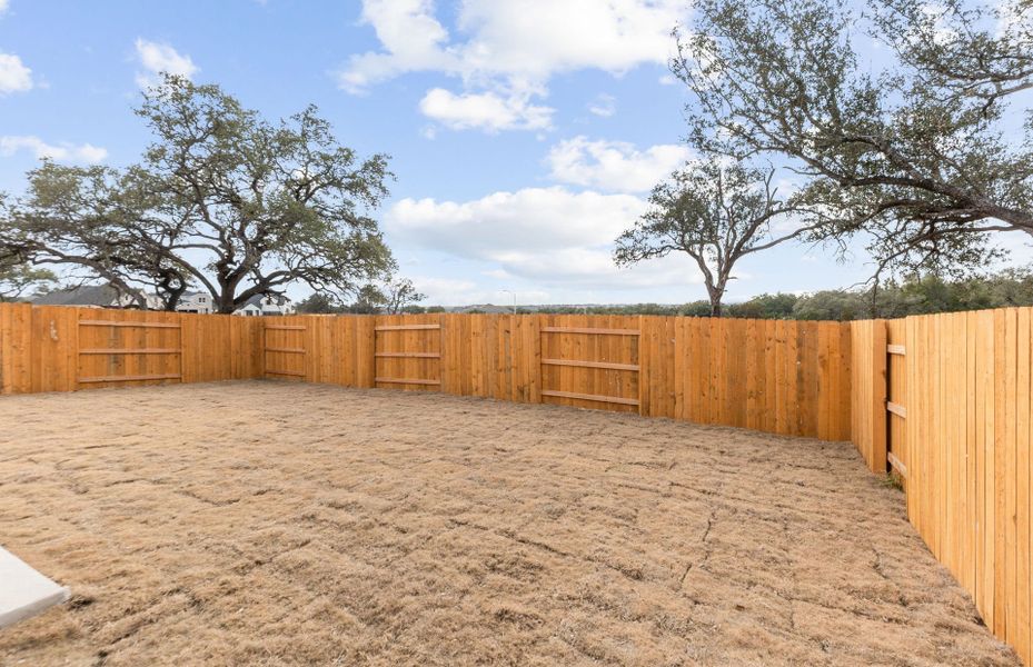 Exterior details and patio area of a home in Woodside, Georgetown (Image 26).