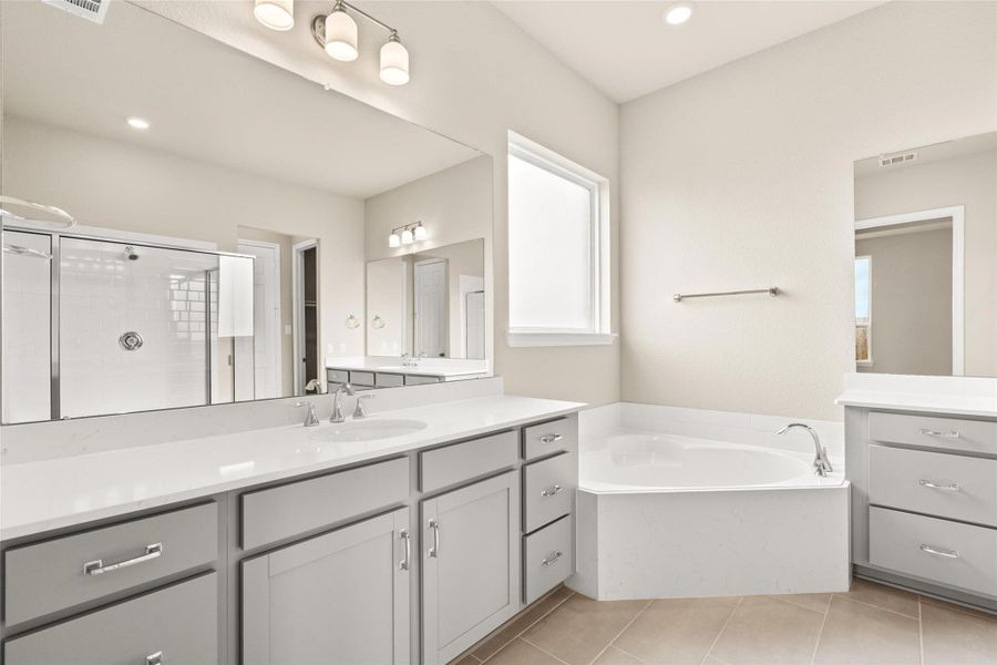 Note: Sample product photo. Actual exterior and interior selections may vary by homesite. Photo may be virtually staged Note: Sample product photo. Actual exterior and interior selections may vary by homesite. Photo may be virtually staged