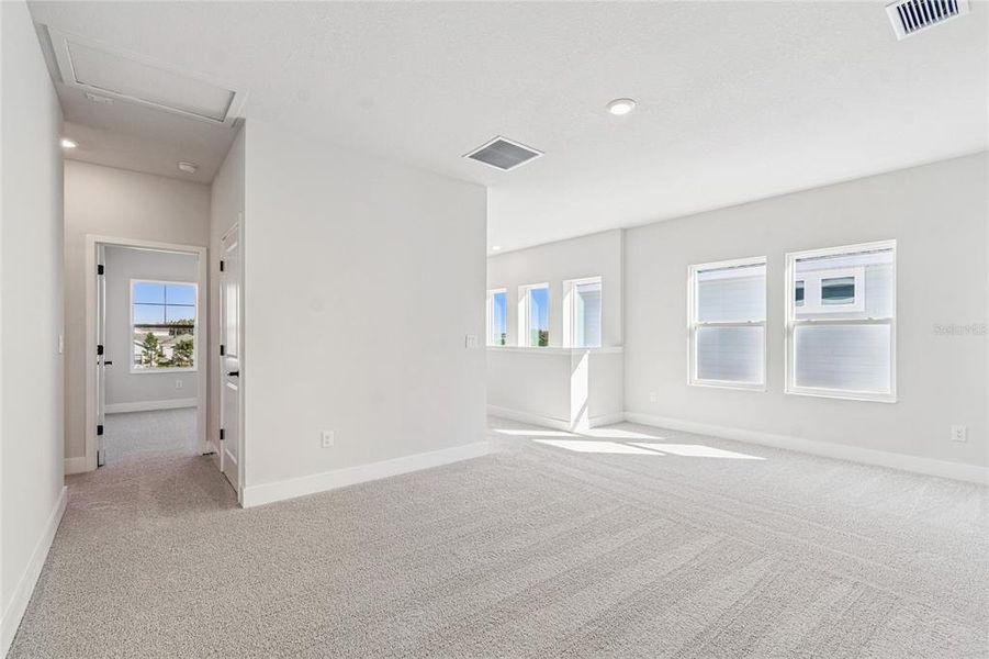 Spacious, unfurnished interior of a new home in Persimmon Park - Garden Series, Wesley Chapel (Image 33).