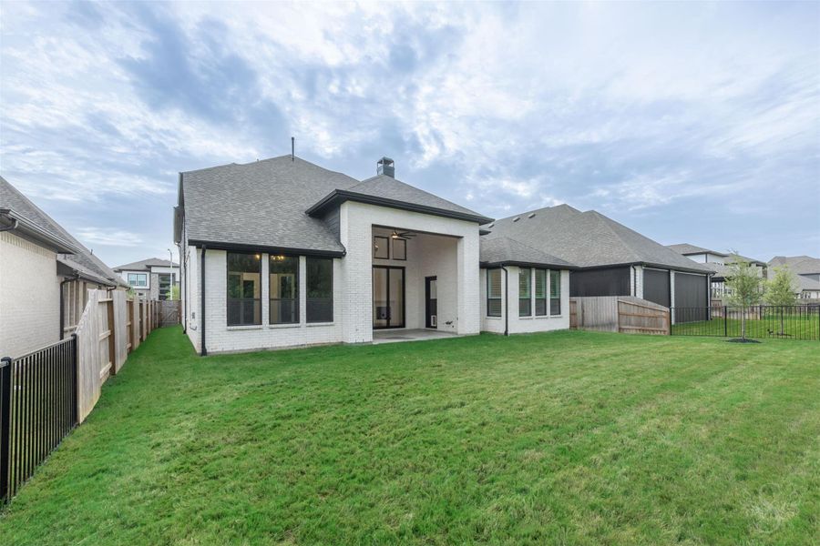 Exterior details and patio area of a home in Fulbrook on Fulshear Creek: 60ft. lots, Fulshear (Image 31). Exterior details and patio area of a home in Fulbrook on Fulshear Creek: 60ft. lots, Fulshear (Image 31).