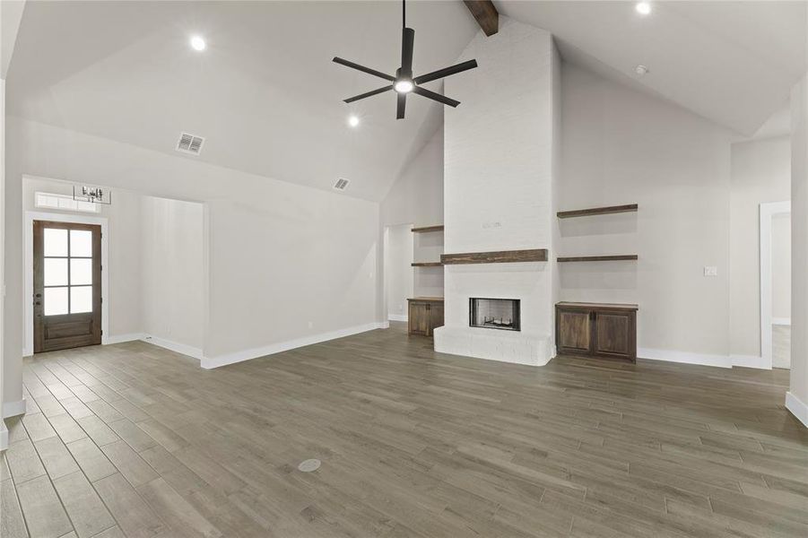 Spacious, unfurnished interior of a new home in Arbor Hills, Poolville (Image 21).