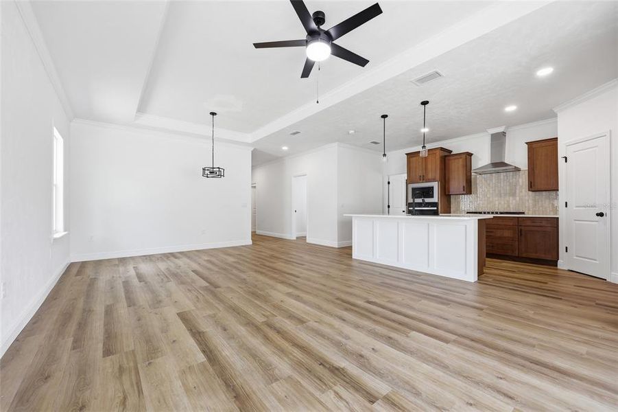 Spacious, unfurnished interior of a new home in Grand Oaks, Gainesville (Image 14).