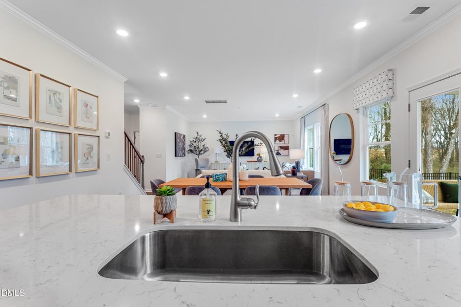 SUN_MyrtleMeadows_Pic_Winston-13