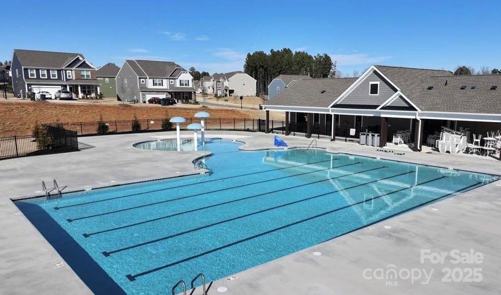 Community amenities in Falls Cove at Lake Norman: Falls Cove at Lake Norman - Phase 3 & 4, Troutman (Image 23). Community amenities in Falls Cove at Lake Norman: Falls Cove at Lake Norman - Phase 3 & 4, Troutman (Image 23).