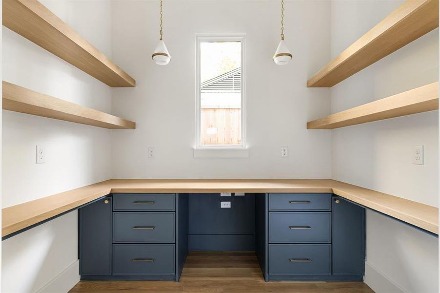 Furnished interior view inside a new home in , Dallas (Image 5).