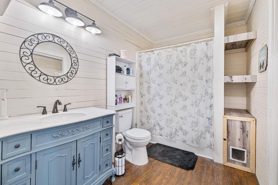 Furnished interior view inside a new home in , Cottageville (Image 37).