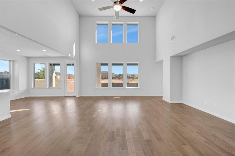 Spacious, unfurnished interior of a new home in Lilyana, Celina (Image 18).