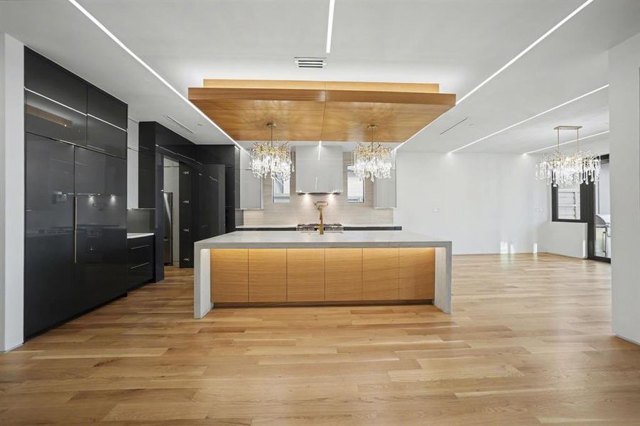 Furnished interior view inside a new home in , Dallas (Image 16).