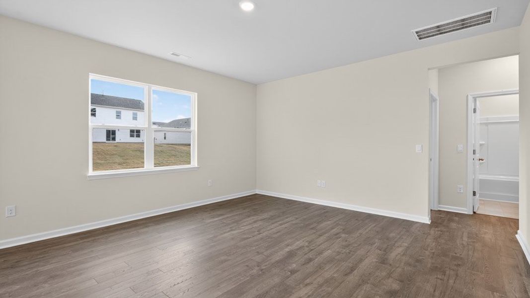 Spacious, unfurnished interior of a new home in Honeycutt Oaks, Angier (Image 15).