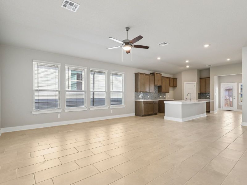 Spacious, unfurnished interior of a new home in Kallison Ranch, San Antonio (Image 15). Spacious, unfurnished interior of a new home in Kallison Ranch, San Antonio (Image 15).