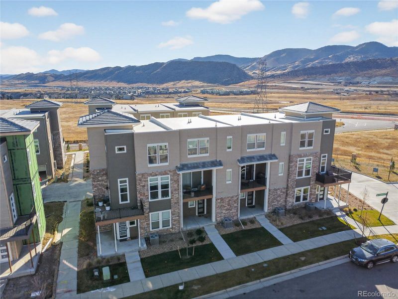 Brookfield Residential Townhome, one of the first ones finished. Move-in ready. Brookfield Residential Townhome, one of the first ones finished. Move-in ready.