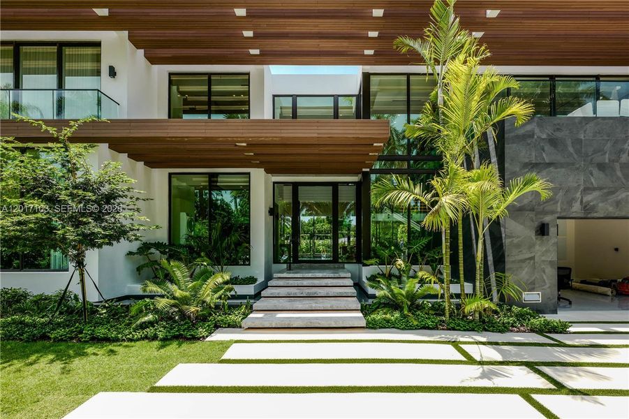 Community amenities in , Miami Beach (Image 11).