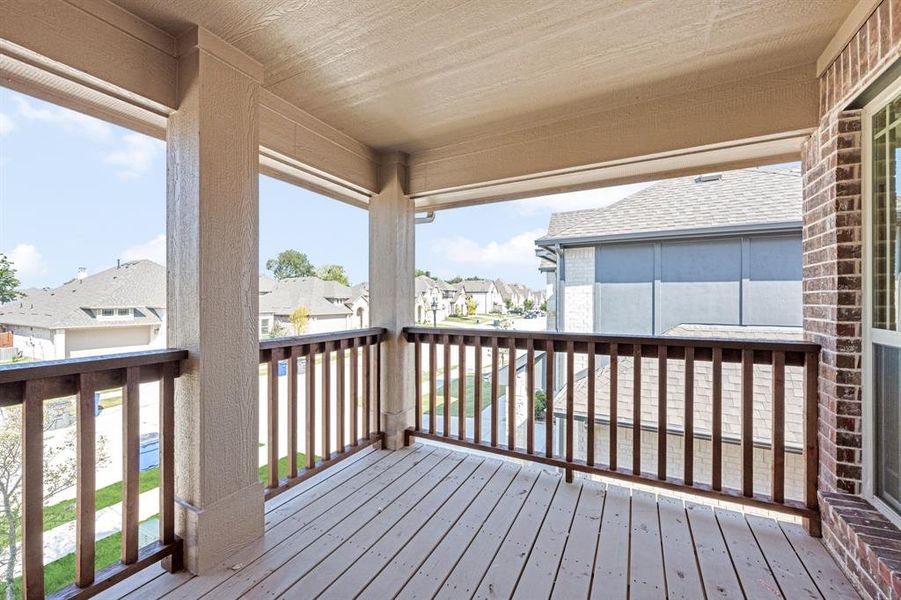 Exterior details and patio area of a home in Liberty, Melissa (Image 3).