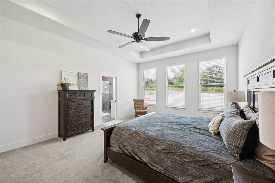 Furnished interior view inside a new home in , Weatherford (Image 19).