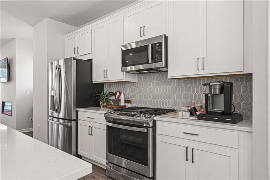Furnished interior view inside a new home in Rosewood Farm, Lawrenceville (Image 18).