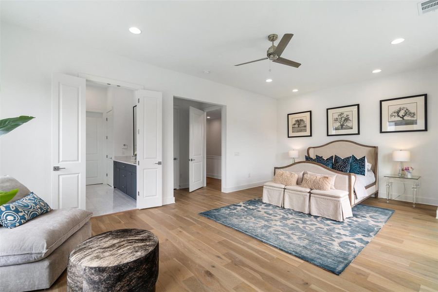 Furnished interior view inside a new home in , Austin (Image 15).