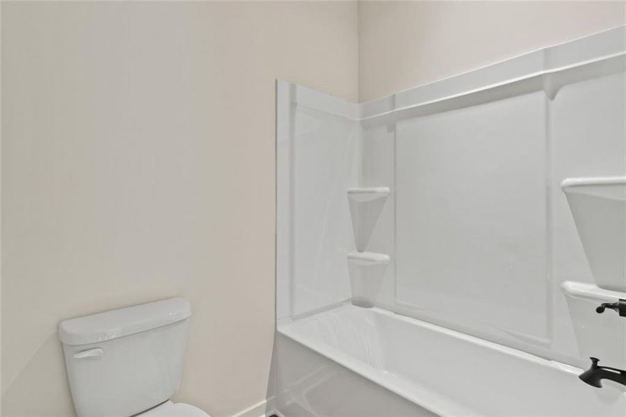 Image 54 of a home in Rosewood Lake Estates.