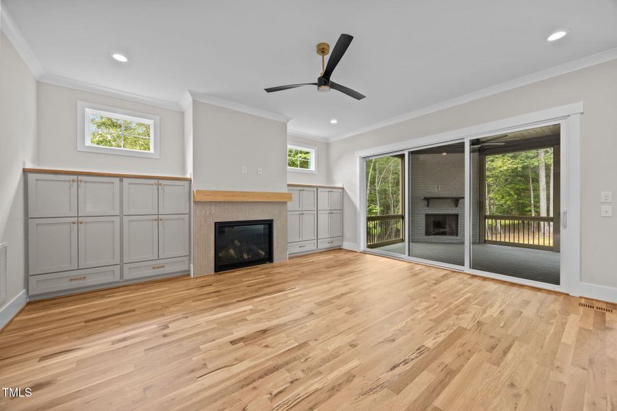 23-web-or-mls-IMG_1642 23-web-or-mls-IMG_1642