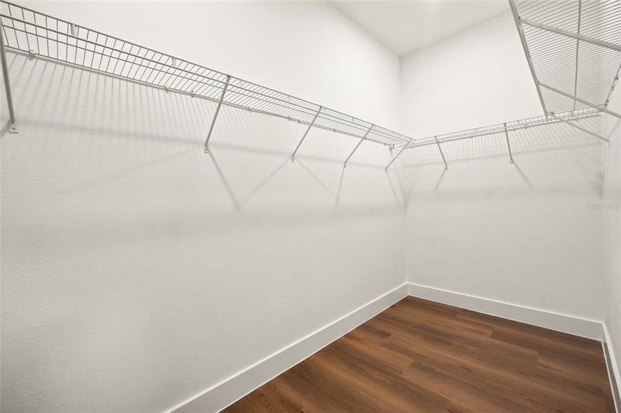 Spacious, unfurnished interior of a new home in , Dunnellon (Image 37).