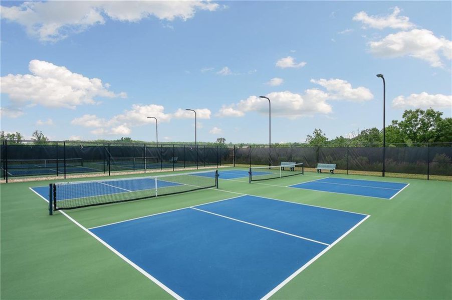 Community amenities in Del Webb Chateau Elan, Hoschton (Image 10).