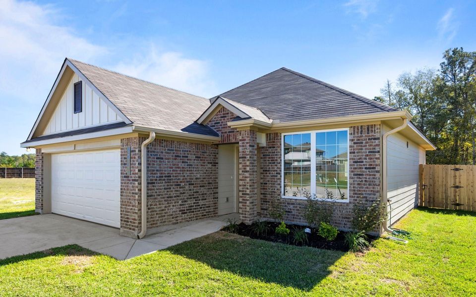 Front exterior of a new home in South Pointe, Temple, TX, highlighting curb appeal (Image 1). Front exterior of a new home in South Pointe, Temple, TX, highlighting curb appeal (Image 1).