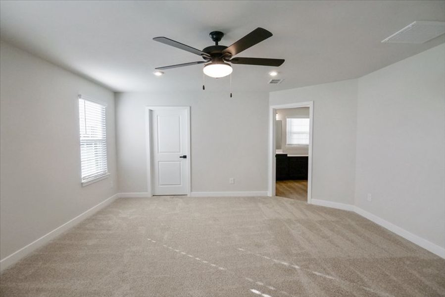 Spacious, unfurnished interior of a new home in Berkeley, Spartanburg (Image 38).