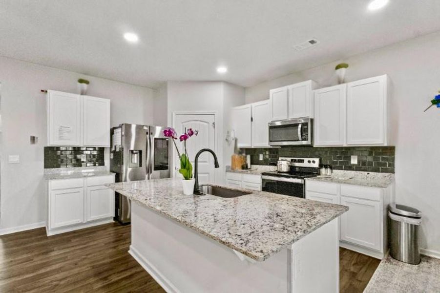 Furnished interior view inside a new home in , Dawsonville (Image 46).