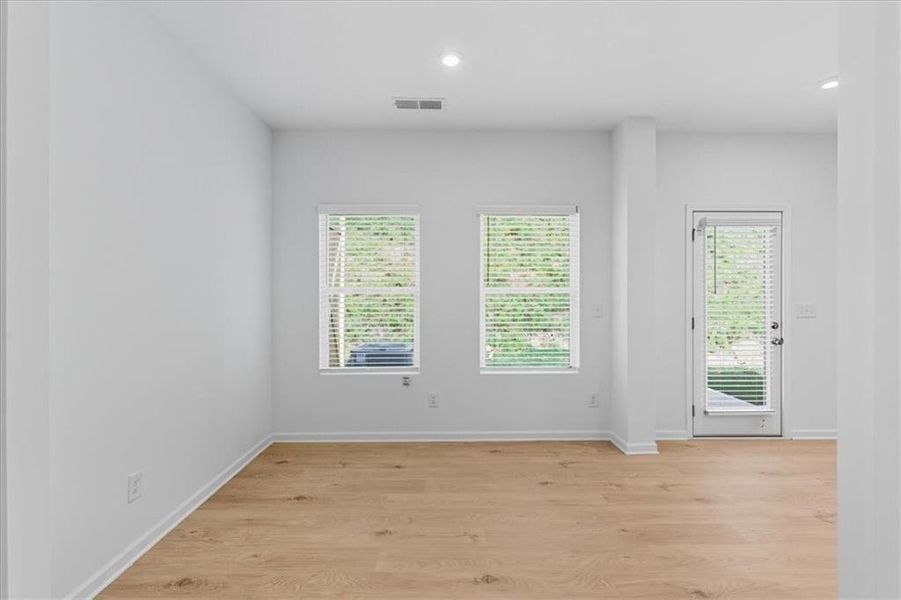 Spacious, unfurnished interior of a new home in Park Center Pointe, Austell (Image 36).