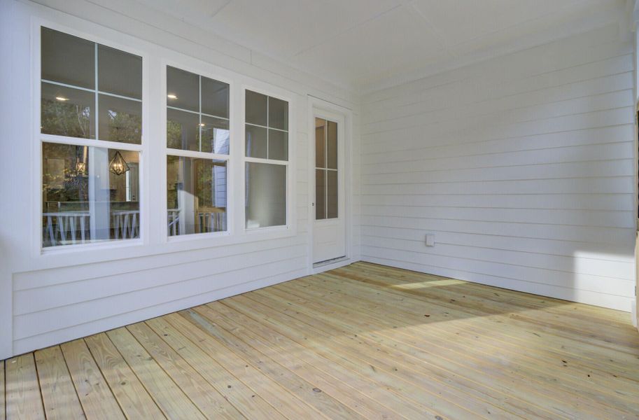 Exterior details and patio area of a home in Indigo Grove Single Family Homes, Johns Island (Image 3).