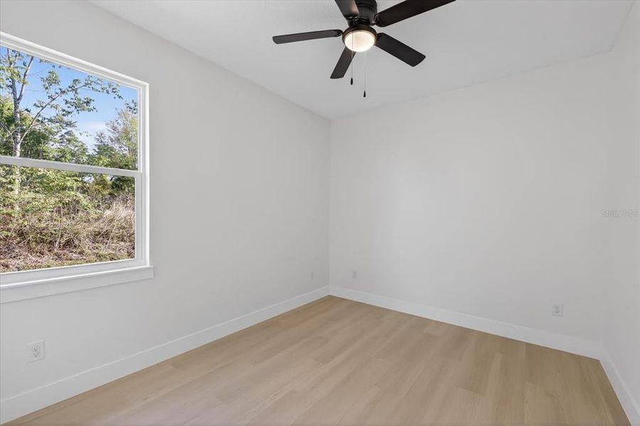 Spacious, unfurnished interior of a new home in , Spring Hill (Image 16).