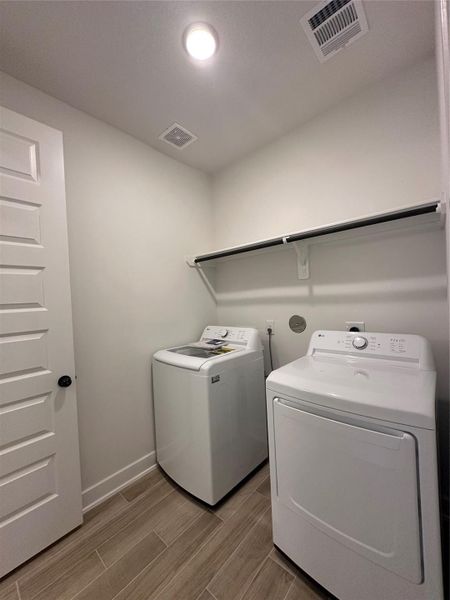 Furnished interior view inside a new home in Cross Creek West, Fulshear (Image 5).