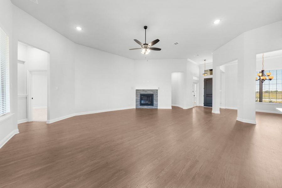 Spacious, unfurnished interior of a new home in Levante, Waxahachie (Image 16). Spacious, unfurnished interior of a new home in Levante, Waxahachie (Image 16).