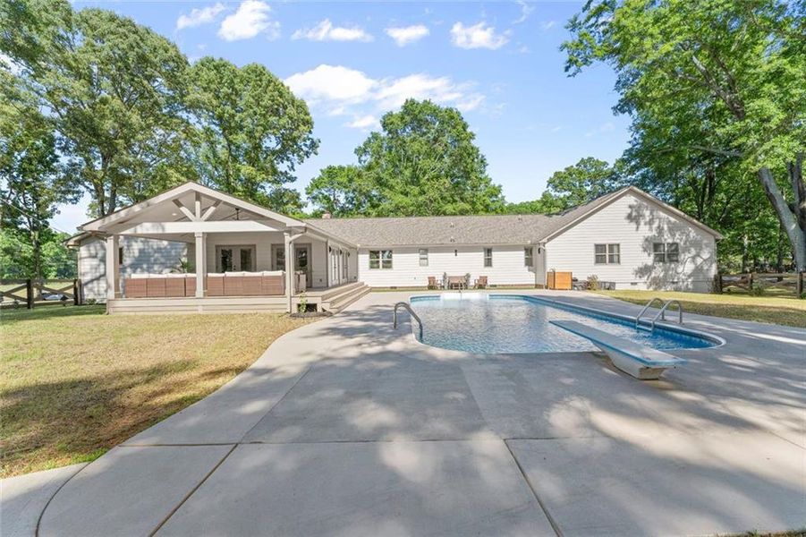 Image 76 of a home in .
