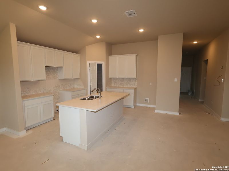 Image 29 of a home in Greenspoint Heights. Image 29 of a home in Greenspoint Heights.