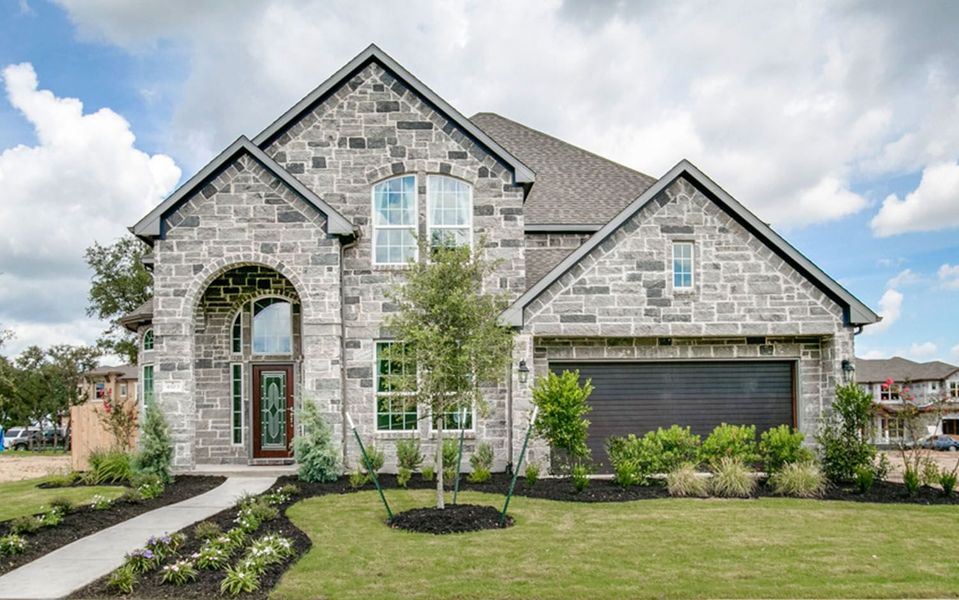 Representative exterior photo of a completed home built from the Sausalito by CastleRock Communities in Horizon Lakes, McLendon-Chisholm, TX (Image 22). Representative exterior photo of a completed home built from the Sausalito by CastleRock Communities in Horizon Lakes, McLendon-Chisholm, TX (Image 22).