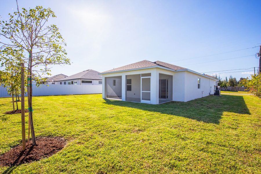 Exterior details and patio area of a home in Cape Coral, Cape Coral (Image 26).