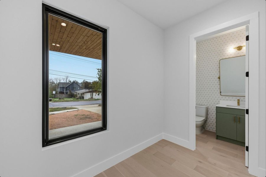 Spacious, unfurnished interior of a new home in , Austin (Image 20).