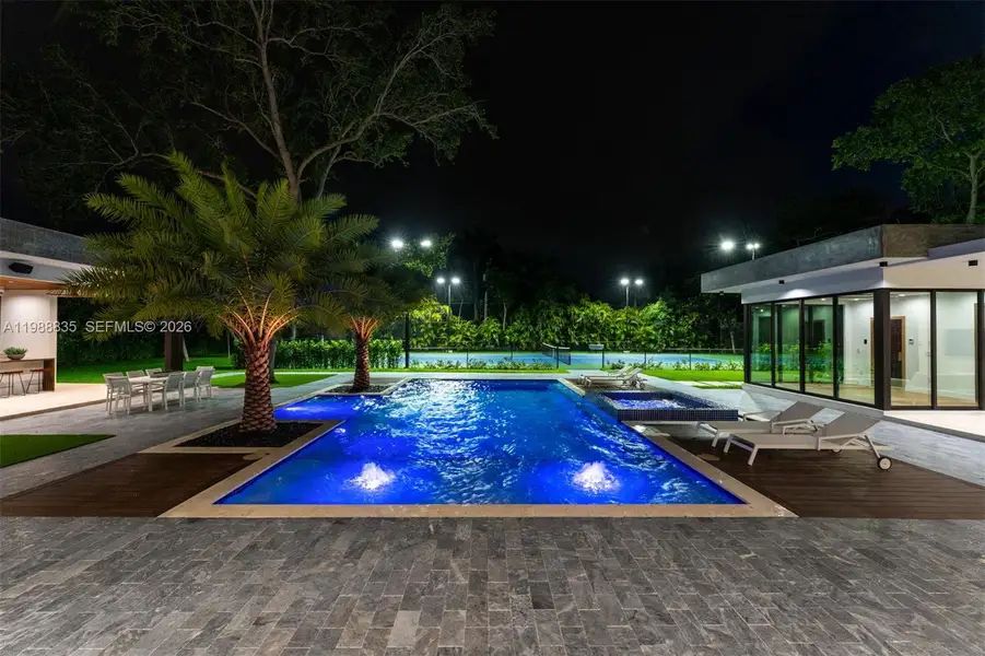 Image 43 of a home in .