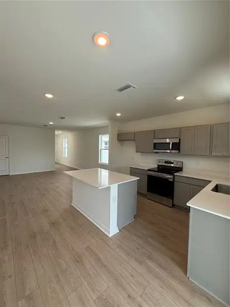 Furnished interior view inside a new home in Broadleaf, Parrish (Image 6).