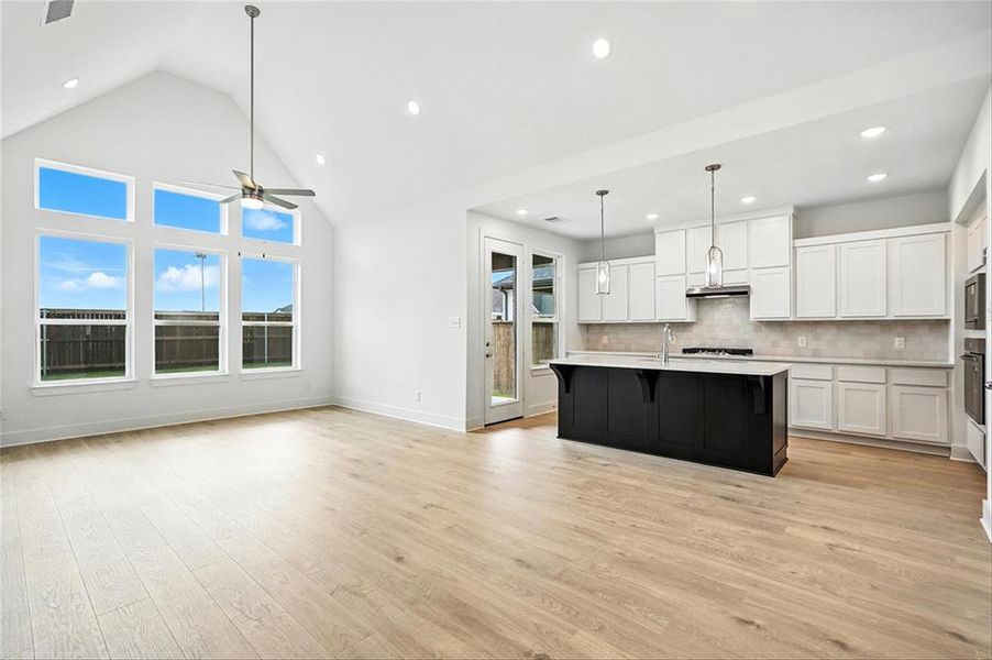 3146DuckHeightsKAHLCM009