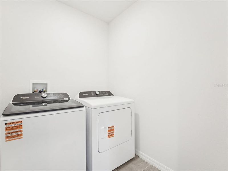 Close-up of interior finishes inside a home in Benton Hills - Classic Series, Brooksville (Image 15).