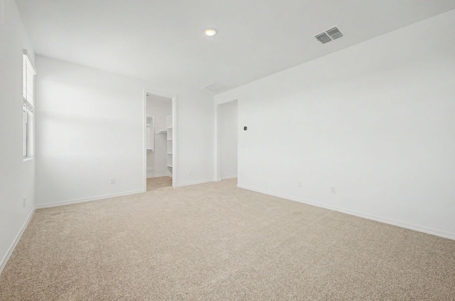 Spacious, unfurnished interior of a new home in Tyler Ranch, Buckeye (Image 12). Spacious, unfurnished interior of a new home in Tyler Ranch, Buckeye (Image 12).