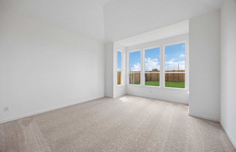 Spacious, unfurnished interior of a new home in Katy Court, Katy (Image 22).