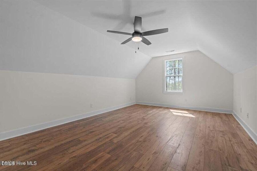 355 Shaw Rd 355 Shaw Rd