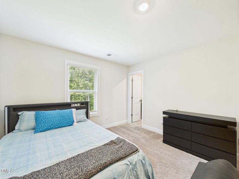 CAM01608G0-PR0104-STILL060