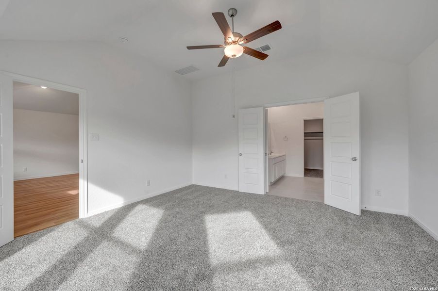 Spacious, unfurnished interior of a new home in Agave, San Antonio (Image 39). Spacious, unfurnished interior of a new home in Agave, San Antonio (Image 39).