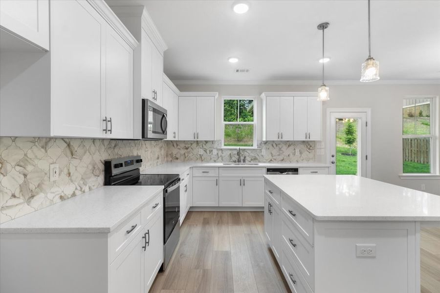 Kitchen | 5085 Anna Creek Way by Ivey Homes